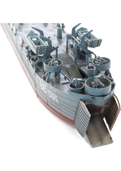 SE73519 1/350 LST-491 Class Çıkartma Gemisi Demonte Plastik Maketi