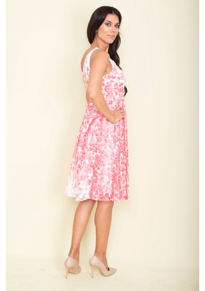 Arka Fermuarlı Astarlı Dantel Elbise indirimleri