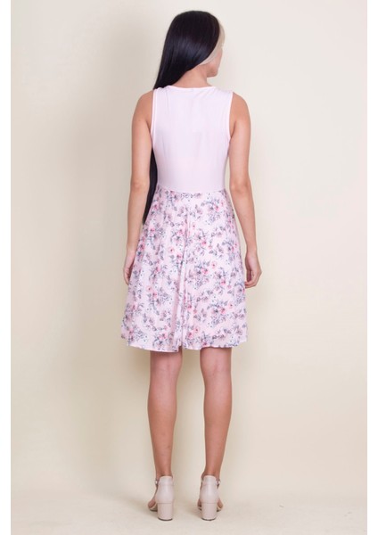 Etek Kısmı Desenli V Yakalı Astarlı Elbise