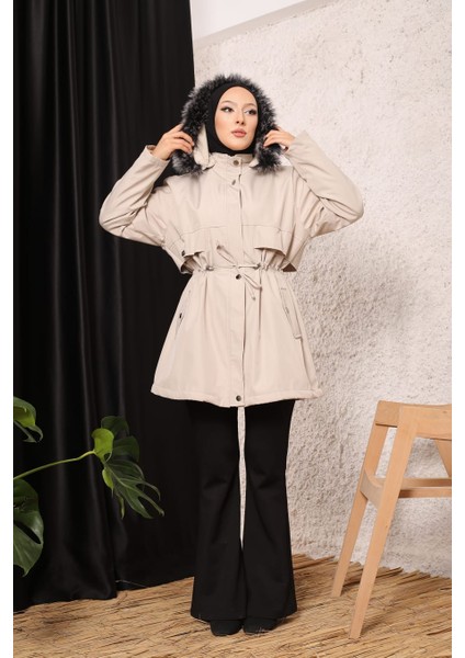 Açık Bej Içi Kürklü ve Su Geçirmez Kadın Kışlık Mont & Kaban modelleri