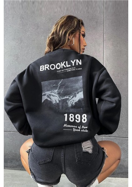 Siyah Brooklyn 1898 Baskılı Bisiklet Yaka Oversize Sweatshirt