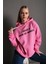 Kadın Sırt Kanat Önü Slogan Baskılı Kapüşonlu Oversize Sweatshirt 1