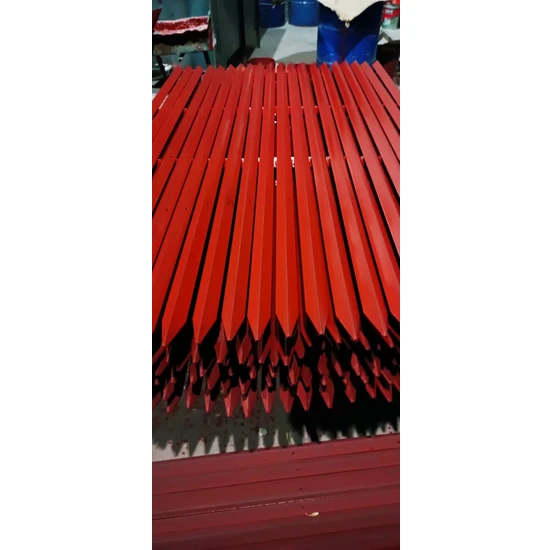 Aydıner Demir Çelik Bahçe Çit Direği 40x40x3mm 200cm kırmızı boyalı