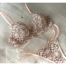 Zag Lingerie Çiçek Desenli Yumuşak Dantel Takım