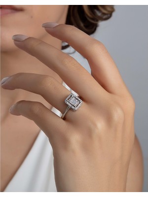 By More Gümüş Tria Baget Taşlı Yüzük