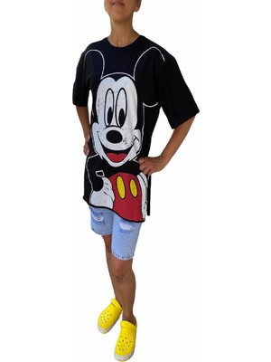 Stil Kadın Disney Eskitme  Baskılı  Bisiklet Yaka Yırtmaçlı Oversize Siyah T-Shirt