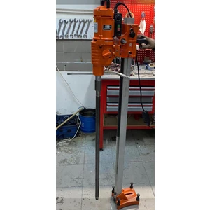 Aks 9300 Sehpalı El Sondaj Makinesi