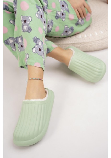 Flora Kapalı Içi Yünlü Unisex Ev Terliği Kışlık Terlik fırsatları