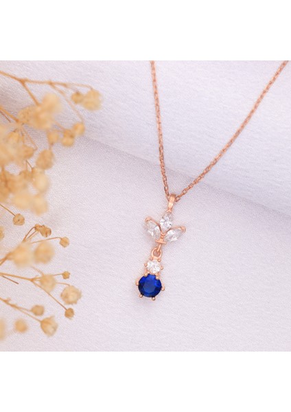 925 Ayar Gümüş Safir Taşlı Lotus Kolye