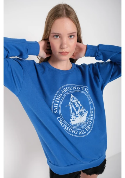 Kadın Sax Mavi Sailing Around Baskılı Bisiklet Yaka  Oversize Sweatshirt