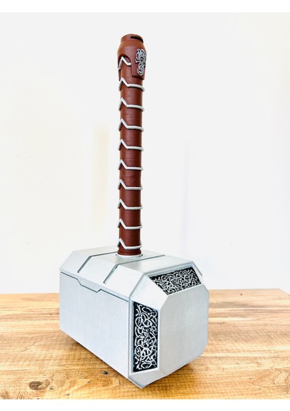 Thor Mjolnir 32CM modelleri