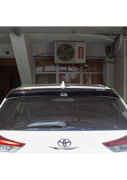 (Boyasız) Toyota Auris Spoiler 2012-2019 Arası Uyumludur