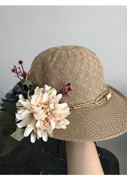 Ithal Yapay Çiçeklerle Tasarladığımız Şık Şapkalar