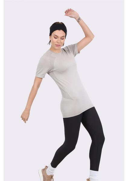Armour Seamless Sporcu Kısa Kollu T-Shirt Taş