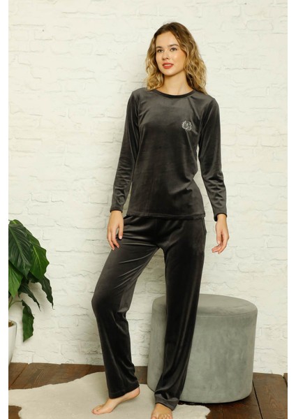 Füme Ipeksi Kadife Bayan Pijama Takımı 2598 fiyatları