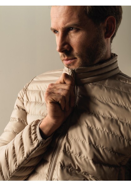 Erkek Bej Regular Fit Şişme Mont fırsatları