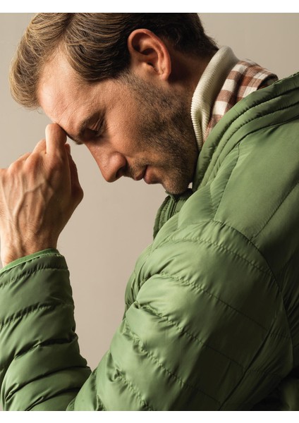 Erkek Yeşil Regular Fit Şişme Mont fırsatları