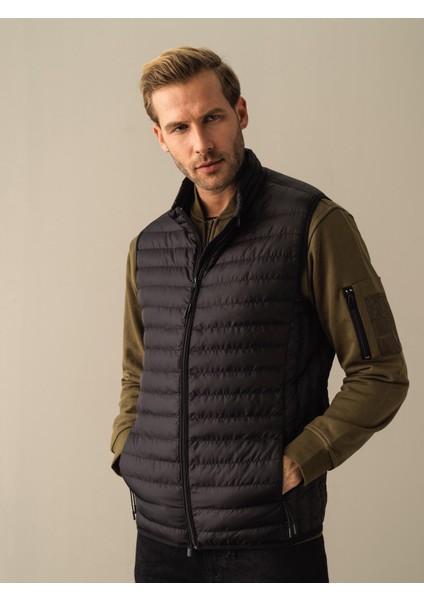 Erkek Siyah Regular Fit Şişme Yelek fırsatları