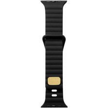 Smcase Apple Watch 6 40 mm Kordon Silikon Metal Tokalı Ayarlanabilir KRD73 Siyah