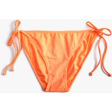 Koton Bikini Altı Yanları Bağlama Detaylı