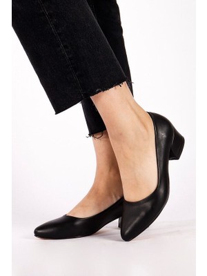 Pabucmarketi Siyah Suni Deri Topuklu Kadın Ayakkabı