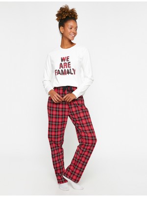 Koton Yılbaşı Temalı Pijama Takımı Slogan Baskılı Kareli