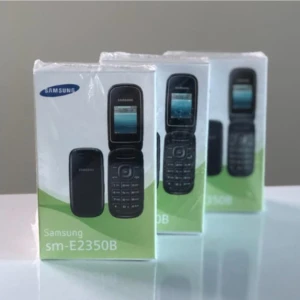 Kırmızı Samsung SM-2350B Kapaklı Tuşlu Telefon