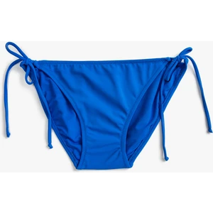 Bikini Altı Yanları Bağlama Detaylı