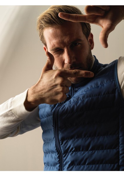 Erkek Mavi Regular Fit Şişme Yelek modelleri