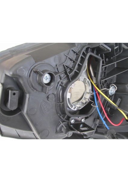 Hyundaı Accent- Era- 09/12 Far Lambası Sol Elektrikli/motorsuz (Beyaz Sinyalli) (H4) (Ayfar) 92101-1E089 fırsatları