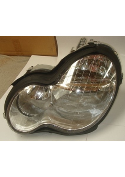 Mercedes C Class- W203- 03/07 Far Lambası Sol Vakum Ayarlı/merceksiz/şeffaf Cam/5pinli(H7/h7) A2038203161 fiyatları