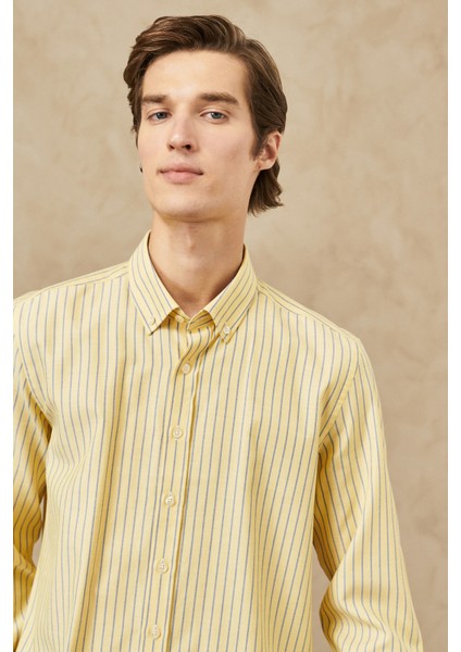 ALTINYILDIZ CLASSICS Erkek Sarı-lacivert Slim Fit Dar Kesim Düğmeli Yaka Çizgili Gömlek modelleri