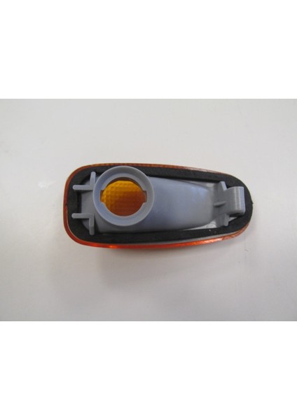 Mercedes C Class - W202 - 93/99 Çamurluk Sinyali Sarı Sağ/sol Aynı (Adet) (Eurolamp) A2108200421 modelleri