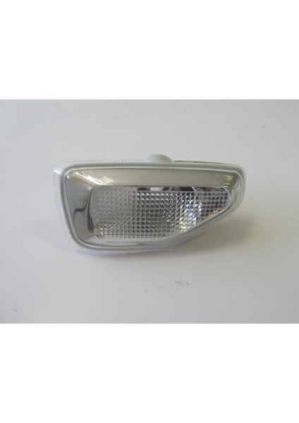 Dacıa Sandero - 13/20 Çamurluk Sinyali Sağ Beyaz 261601801R