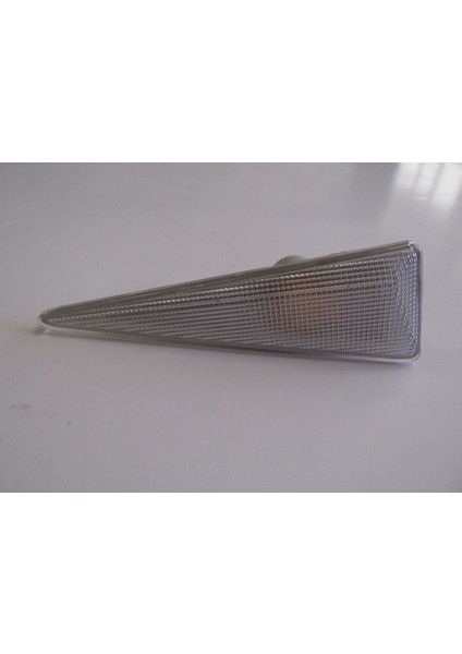 Renault Megane - Iı - 03/09 Çamurluk Sinyali Sol Beyaz 8200301241