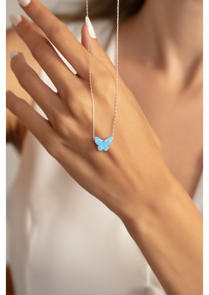 925 Ayar Gümüş Opal Taşlı Kelebek Kolye