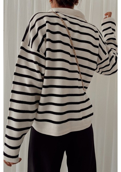 Polo Yaka Çizgili Triko Kazak Krem fırsatları