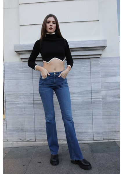 Kadın Mavi Orta Belli Kloş Kot Pantolon