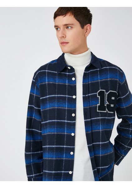 Oduncu Gömleği Kolej İşlemeli Cep Detaylı Klasik Yaka