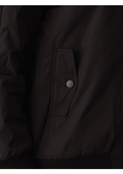 Kadın Siyah Fermuarlı Oversize Bomber Ceket indirimleri