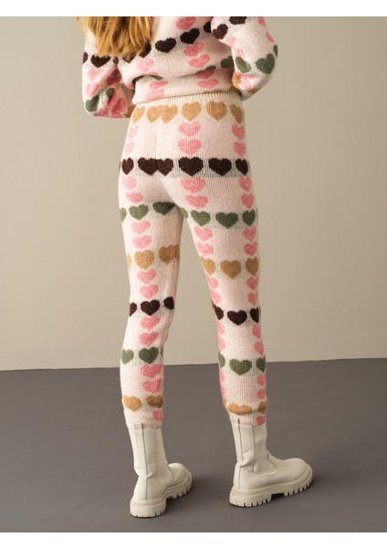 Kadın Ekru Regular Fit Triko Pantolon fırsatları