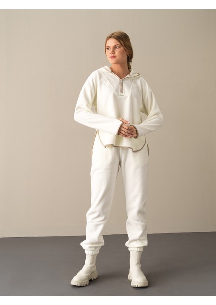 Kadın Beyaz Fermuarlı Polar Sweatshirt indirimleri
