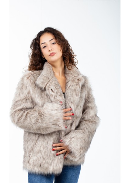 Kadın, Kahverengi ve Taş Rengi Tüylere Sahip, Ingiliz Yaka Cepli Tilki Rakun Kaban(Ekstra Kalın, Kara Dayanıklı) fiyatları