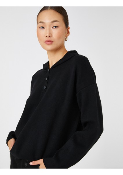 Oversize Triko Kazak Kapüşonlu Düğmeli Yaka