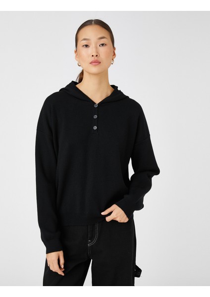 Oversize Triko Kazak Kapüşonlu Düğmeli Yaka modelleri