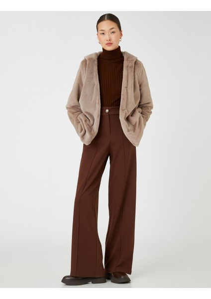 Kapüşonlu Oversize Peluş Kısa Kaban