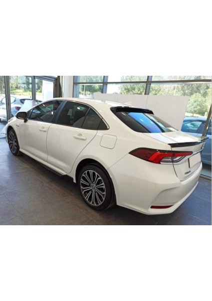 Toyota Corolla 2019+ Marşpiyel