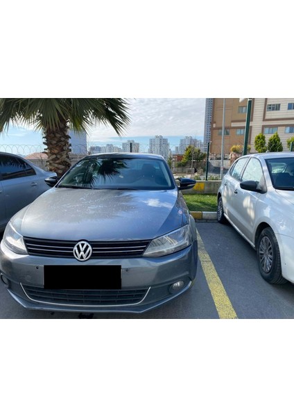Volkswagen Jetta (2010-2018) Batman Yarasa Ayna Kapağı (Parlak Siyah)