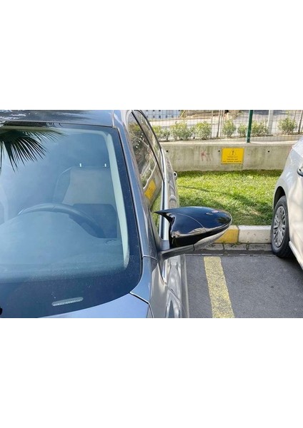 Volkswagen Jetta (2010-2018) Batman Yarasa Ayna Kapağı (Parlak Siyah) modelleri