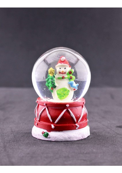 Sevgiliye Yeni Yıl Hediyesi 2023 Kardan Adam Temalı Mini Boy Işıklı Yılbaşı Kar Küresi 6.5 cm